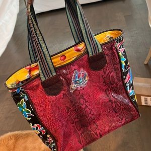 Consuela tote